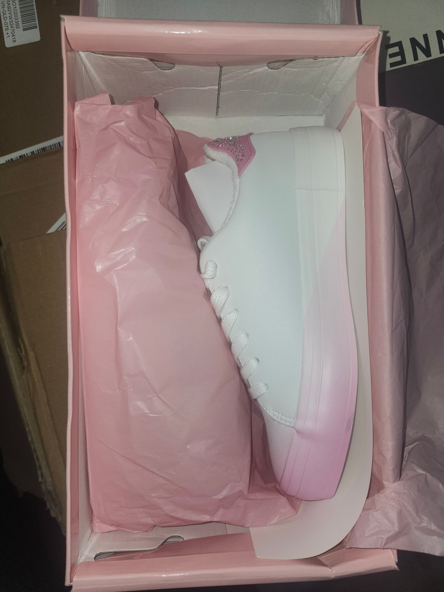 Juicy Couture Auerlie Embellished Sneakers White/Pink Size 6MUS