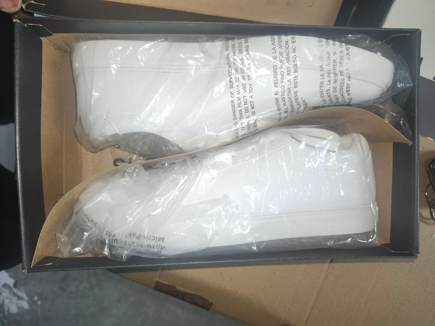 Kenneth Cole New York Women's Kam Leather Sneakers, Size 9.5MUS