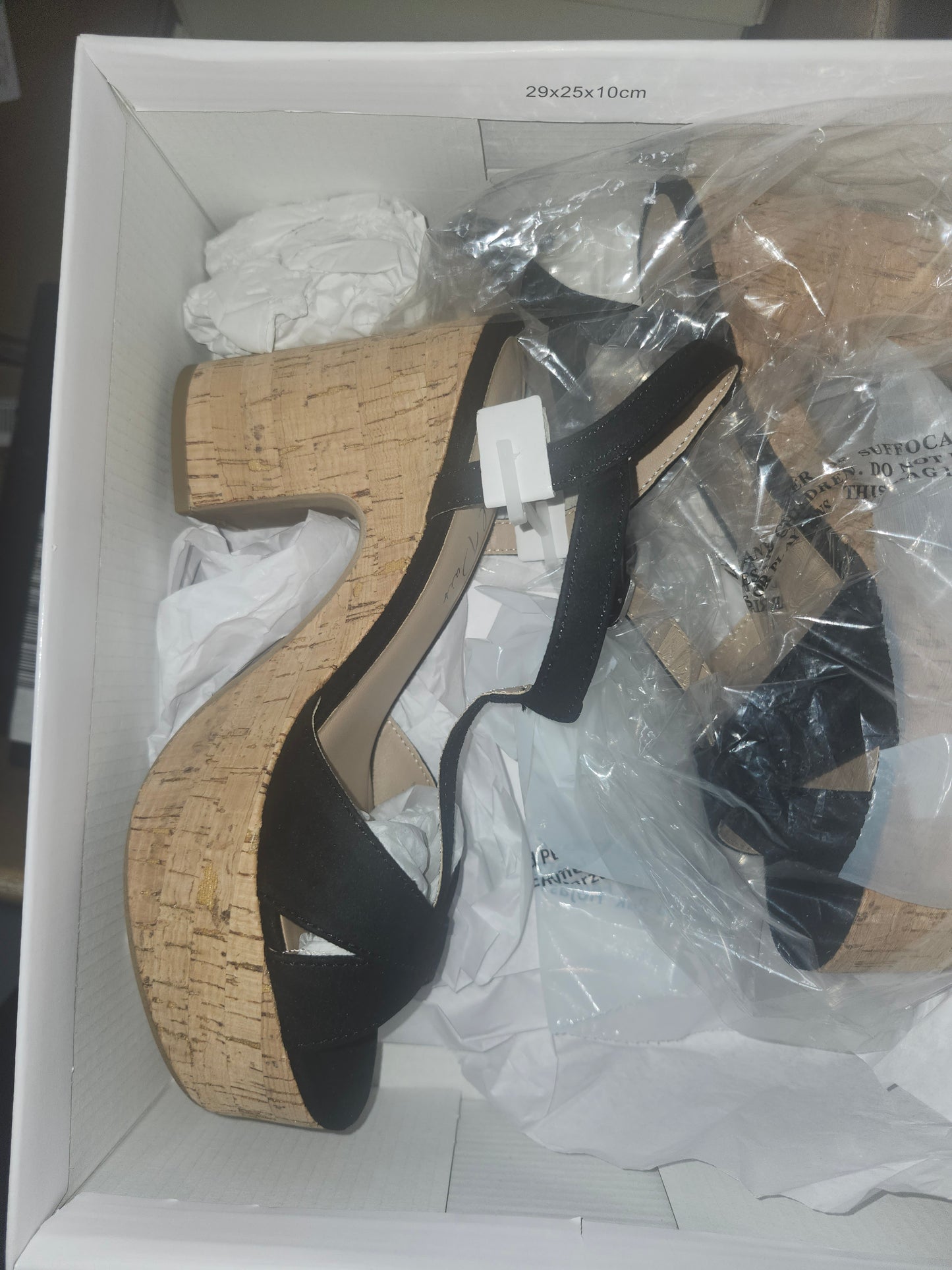 Wild Pair Jillien Platform Sandals, Size 5.5MUS - Black