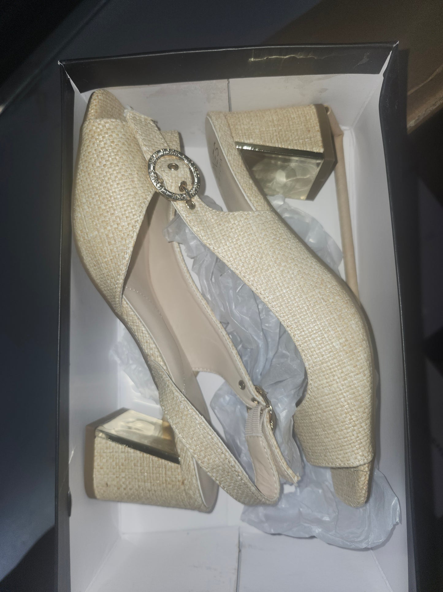 Jones New York Ondree Sandals 7