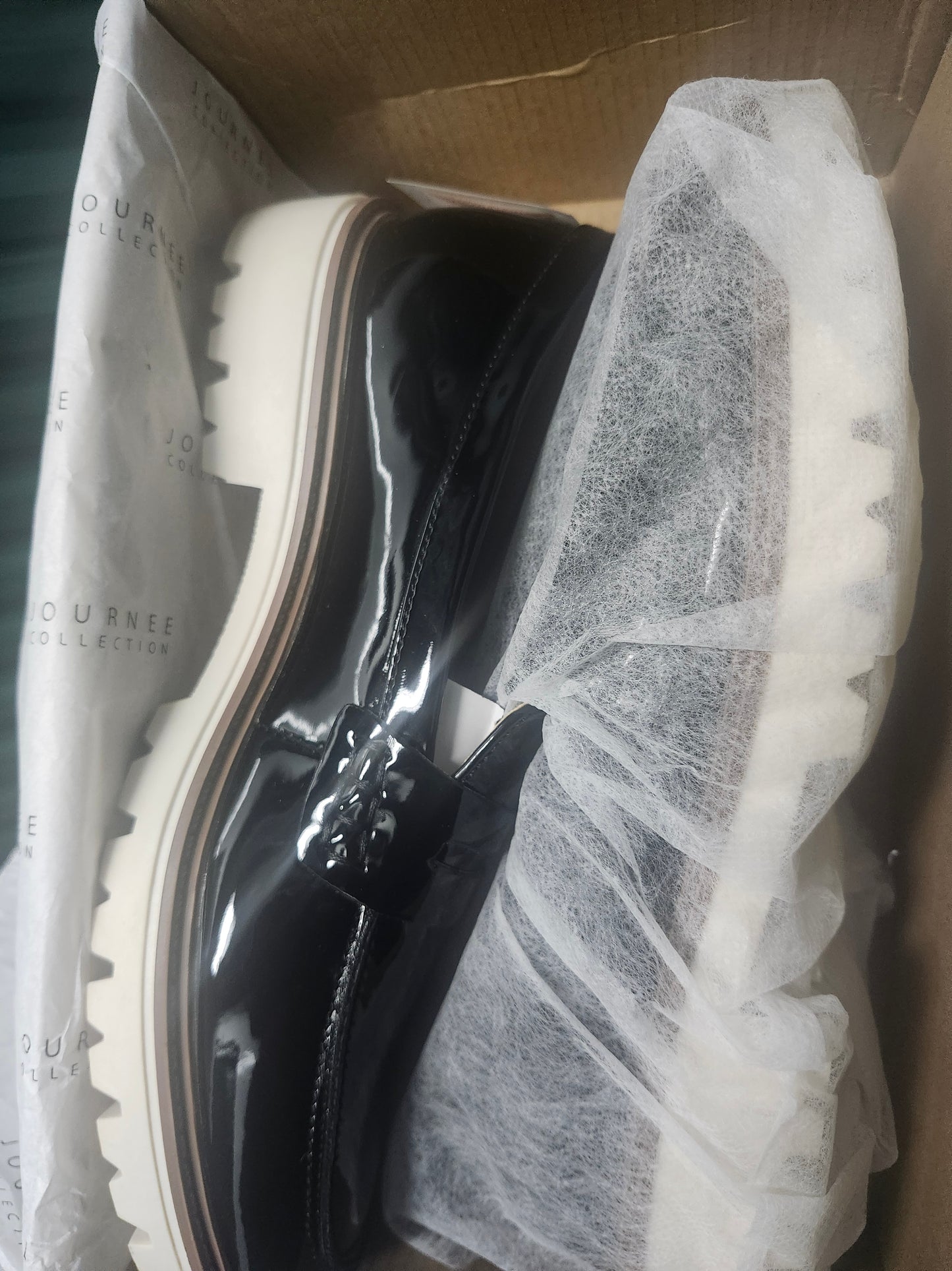 Journee Collection Kenly Flats, Tru Comfort Foam, 8NUS