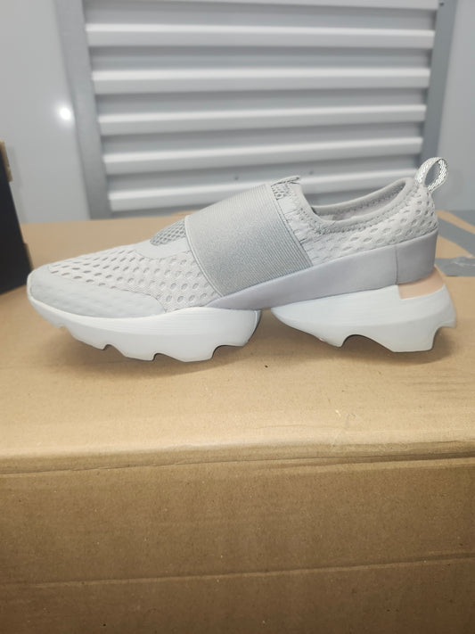 Sorel Kinetic Impact Strap Sneakers Size 7 M