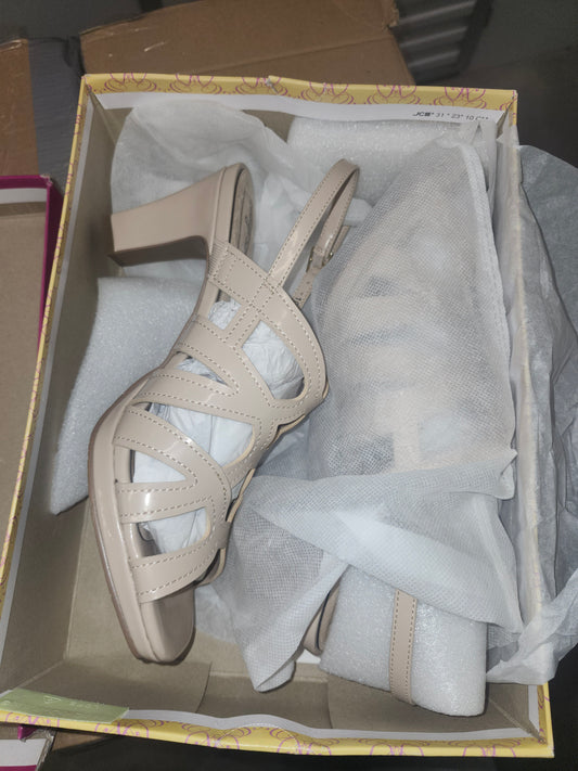 Easy Street Jetty Womens Tan Sandal Size 10M US