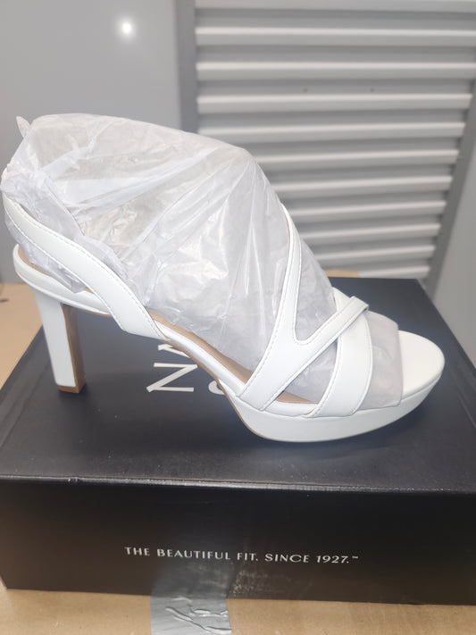 Naturalizer Abby Dress Sandals White Faux Leather Size 8MUS