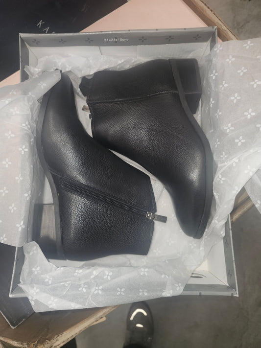 Sun + Stone Jolene Ankle Booties Size 7W Women's Shoes