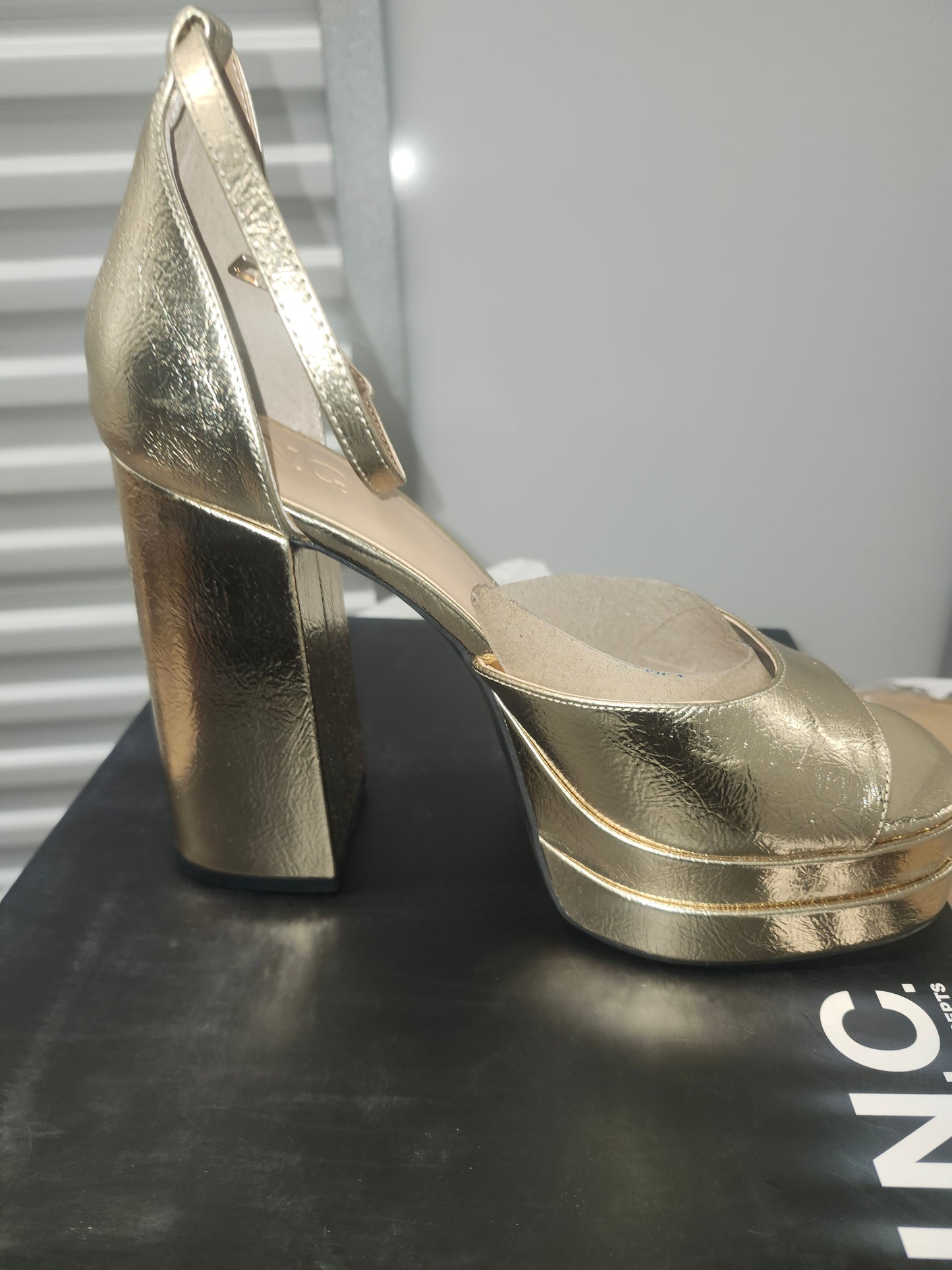 INC Arya Womens Peep-Toe Platform Sandals, Size US 9