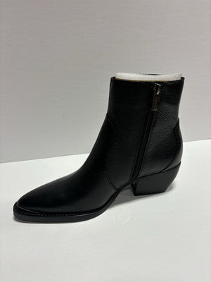 Sun + Stone Jolene Leather Ankle Booties Black, Size 7.5M