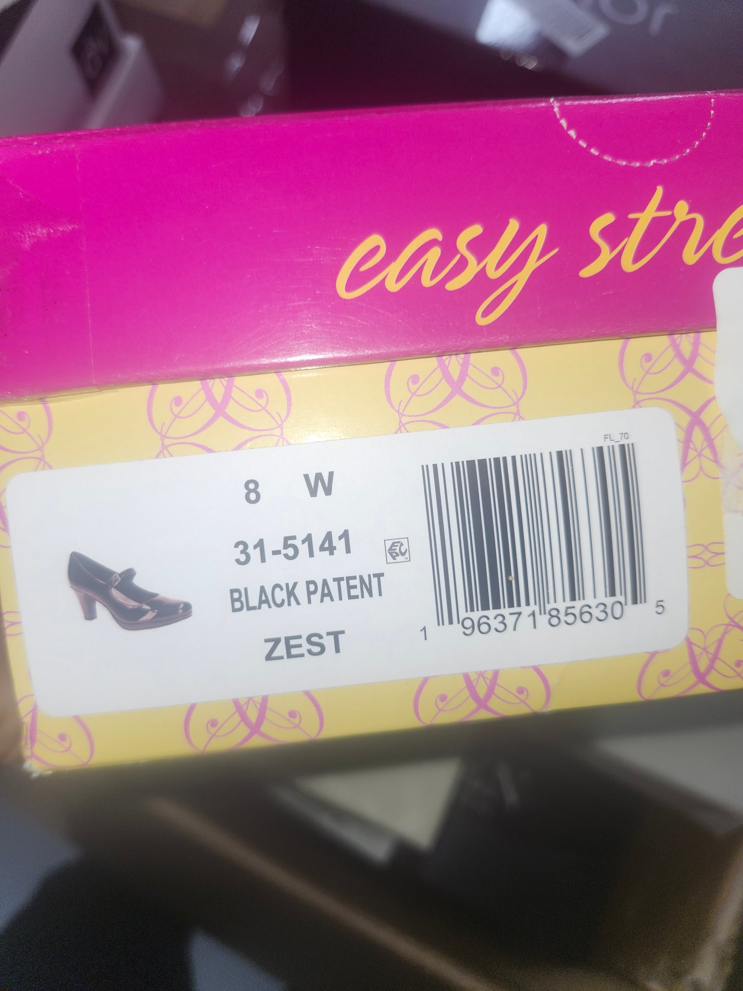 Easy Street Zest Mary Jane Platform Pumps, Size 8 Wide