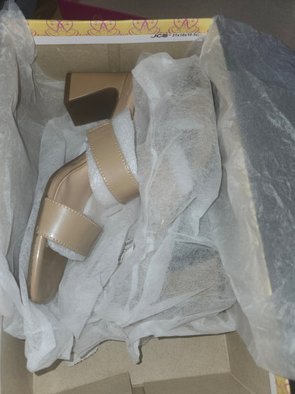 Easy Street Clovelle Square Toe Sandals, Size 7, Nude