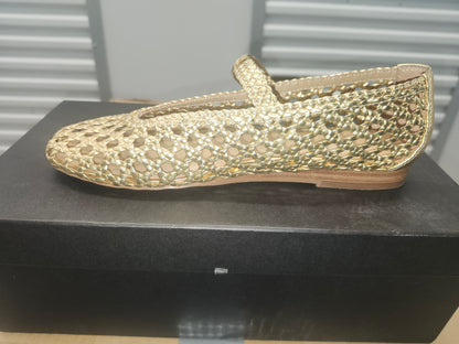 Marc Fisher Ltd. Evonna Flats Women's Size 6