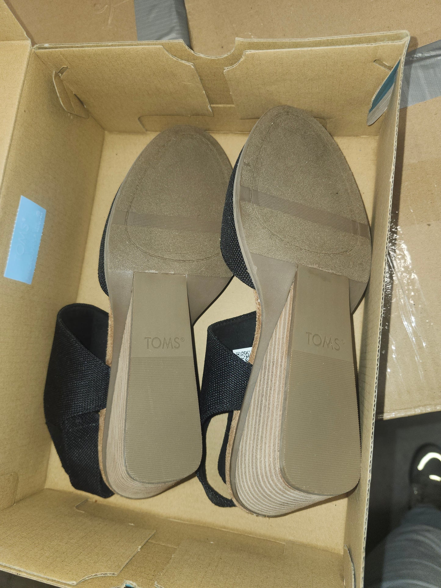 Toms Madison Wedge Heel Sandals, Black Canvas, Size 8US