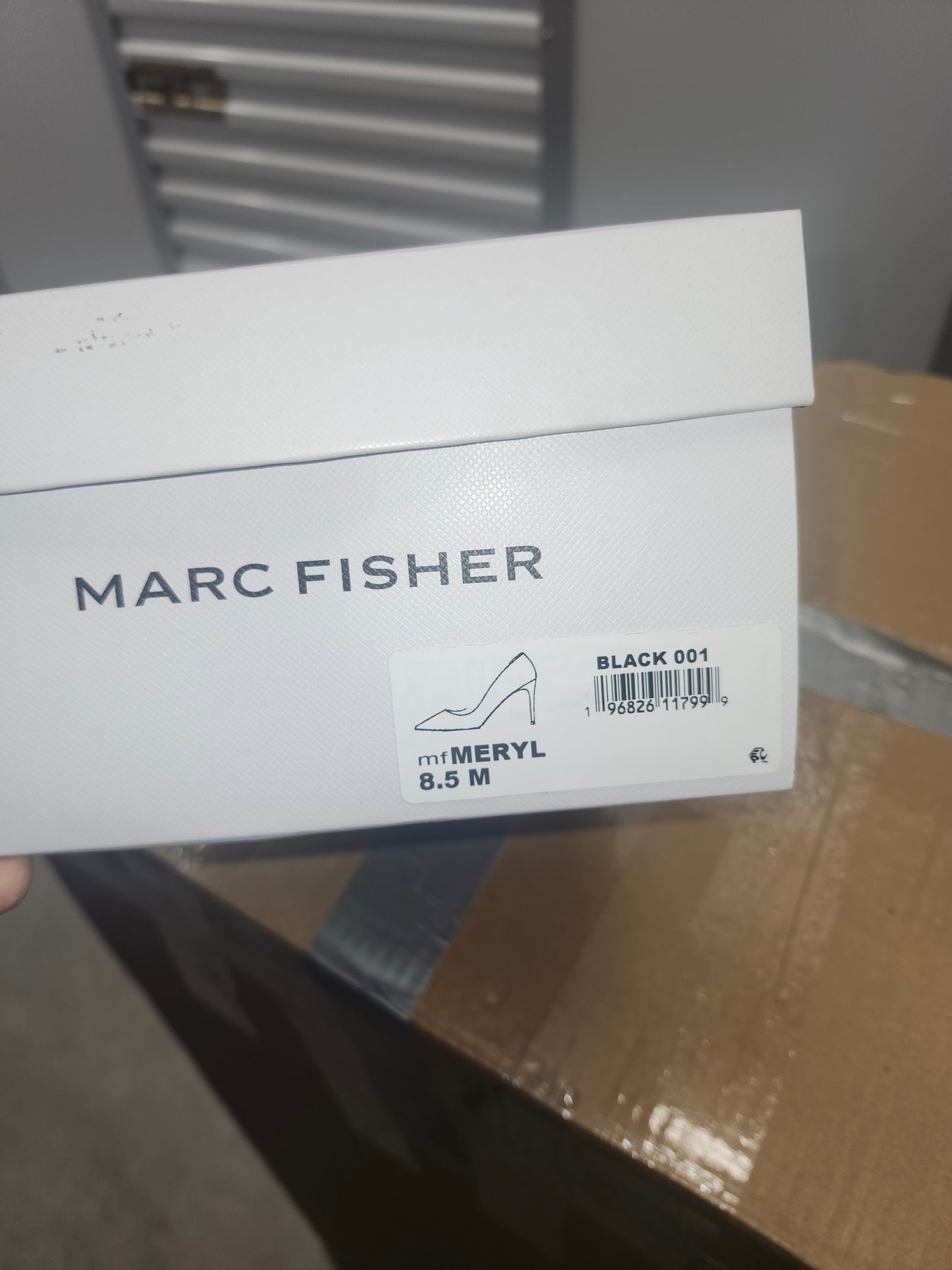 Marc Fisher Meryl Cutaway Pumps Black Size 8.5M