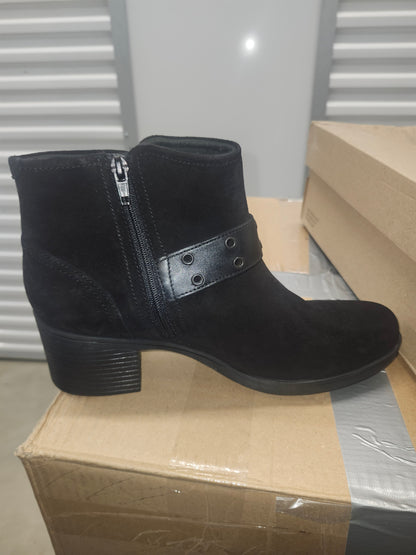 Clarks Hollis Star Leather Booties Black, Buckle, Cushioned, 9.5 M