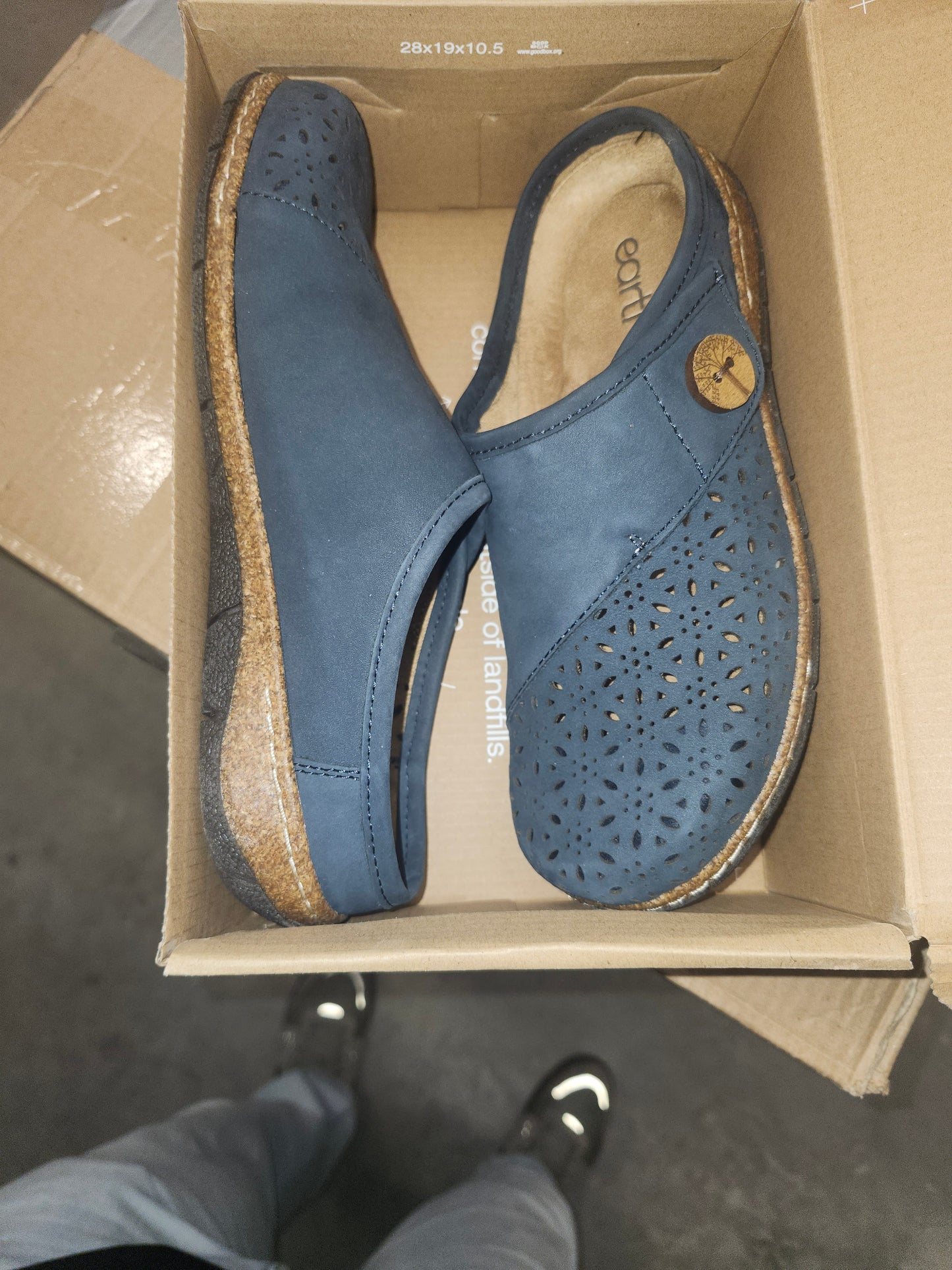 Earth Erinn Slip-On Shoe, Womens Size 8 M, Blue