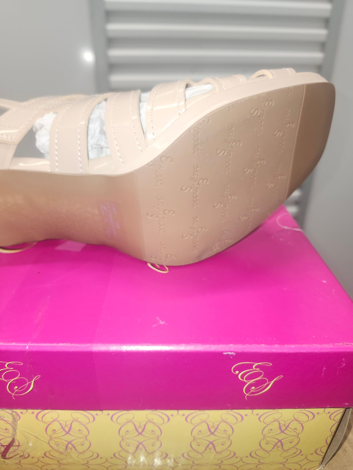 Easy Street Jetty Womens Tan Sandal Size 10M US