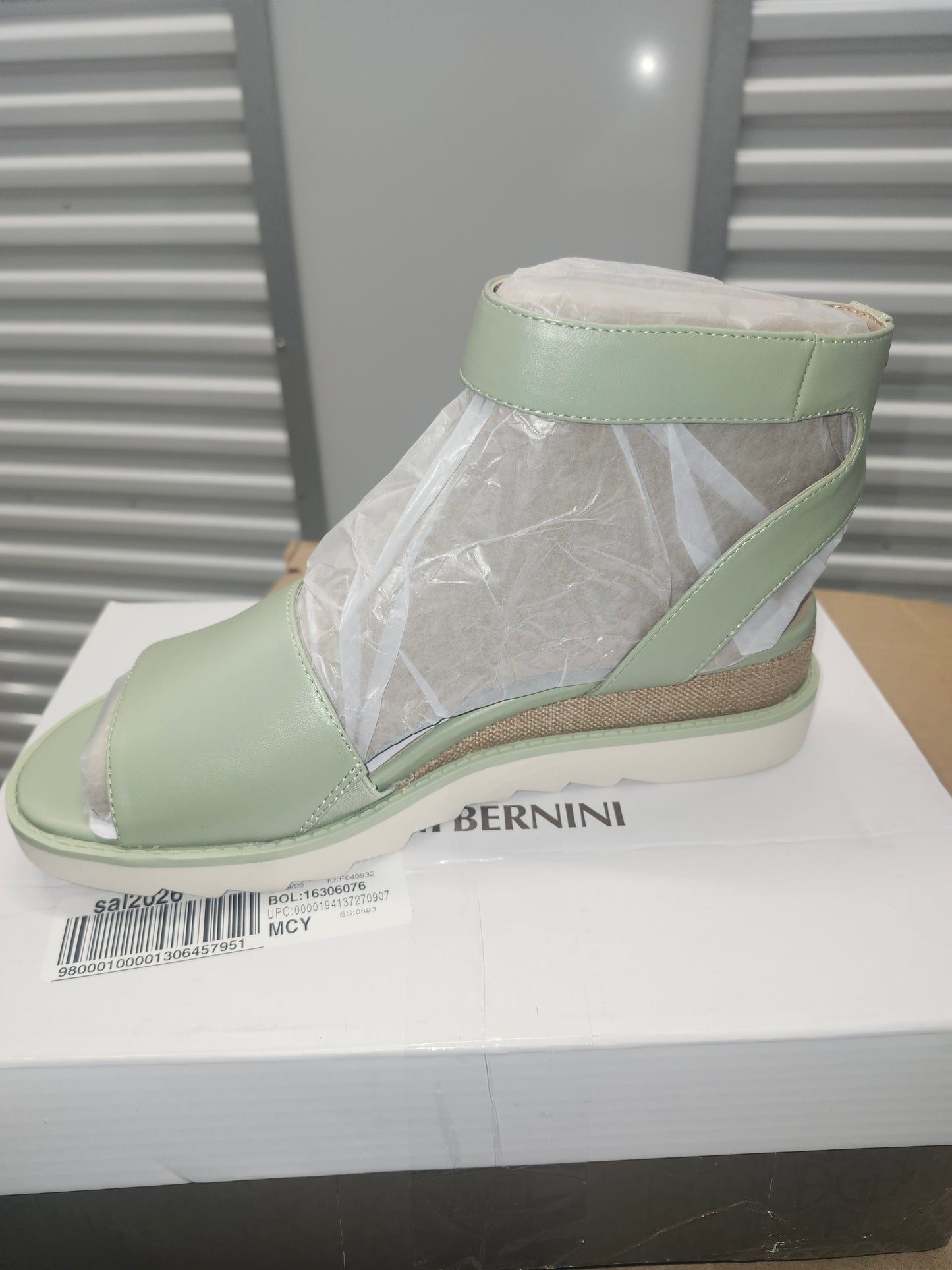 Giani Bernini Constancia Wedge Sandals, Size 9MUS - Tender Green