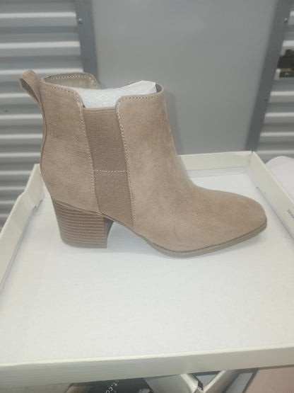 Style & Company Aloraa Beige Booties Almond Toe Block Heel