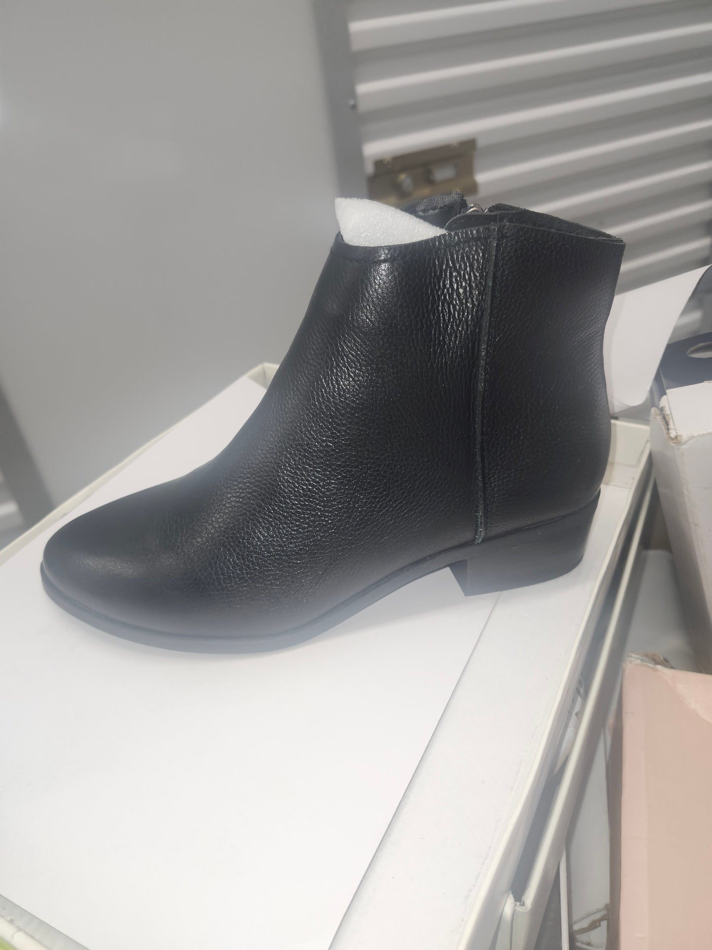 Sun + Stone Jolene Ankle Booties Size 7W Women's Shoes