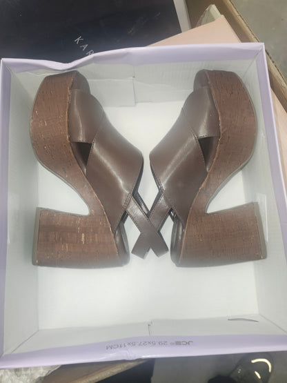 Madden Girl Terrific Slingback Sandals Size 6MUS - Dark Chocolate