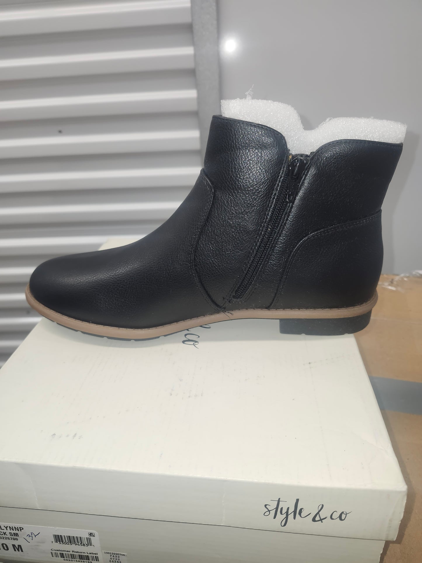 STYLE & COMPANY Oaklynn Black Almond Toe Booties 10 M