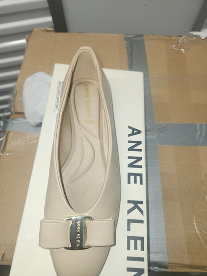 Anne Klein Willow Flat Shoes, Biscotti Leather Size 7 M