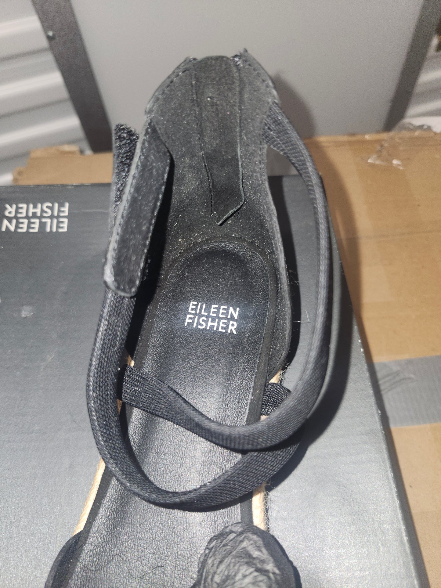 Eileen Fisher Bisa Size 9 B - Medium