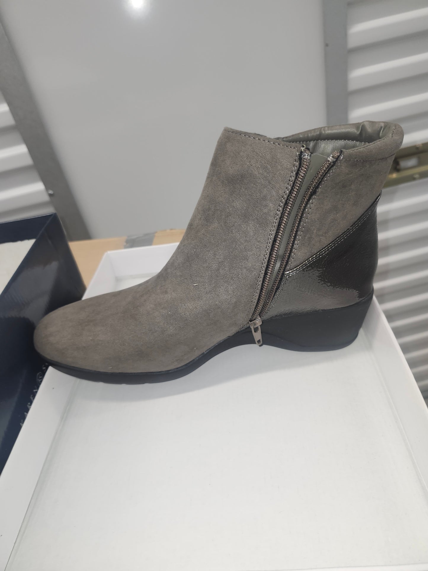 Karen Scott Carina Booties Size 10M Women's Shoes