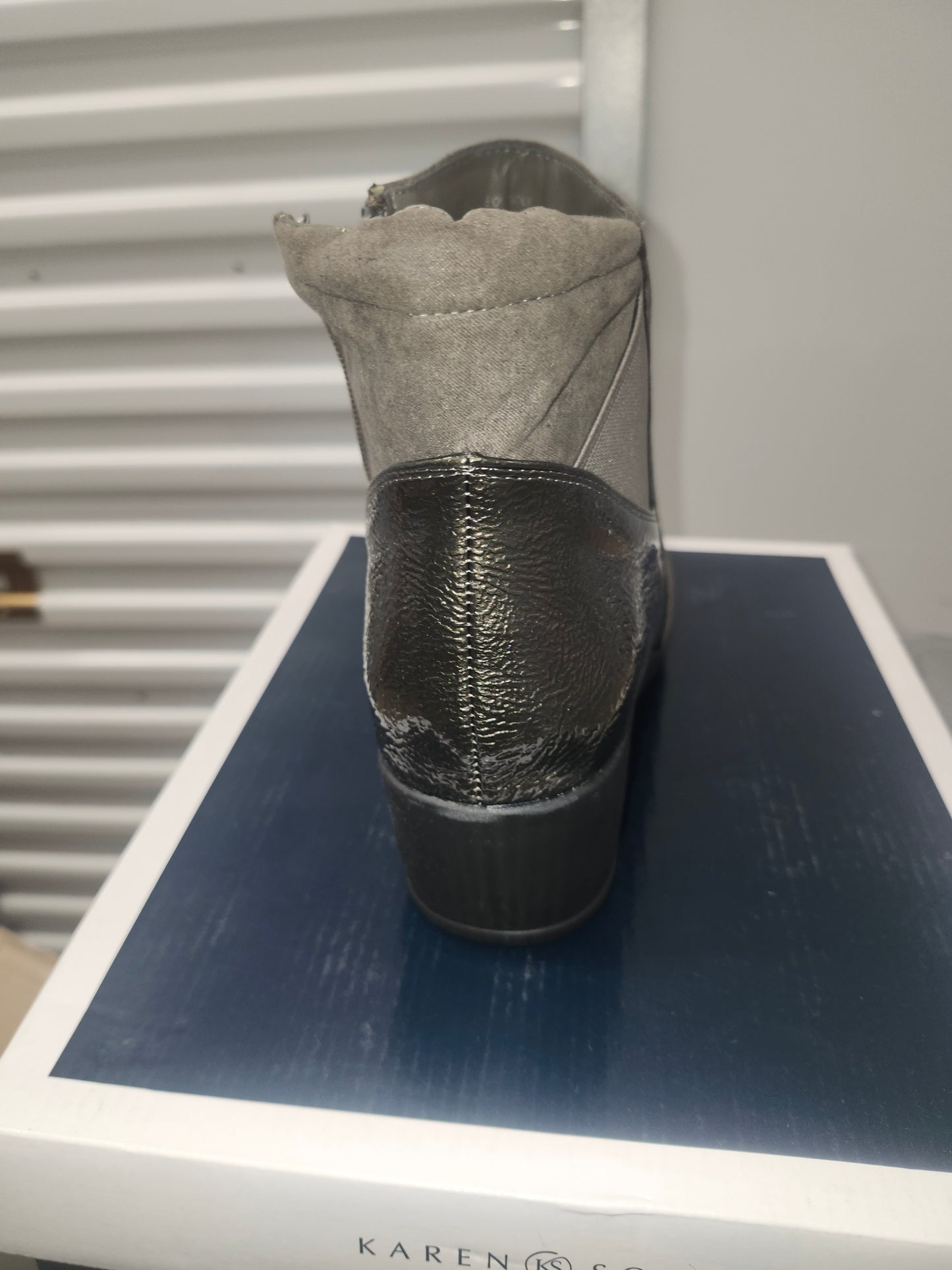 Karen Scott Carina Booties Size 10M Women's Shoes