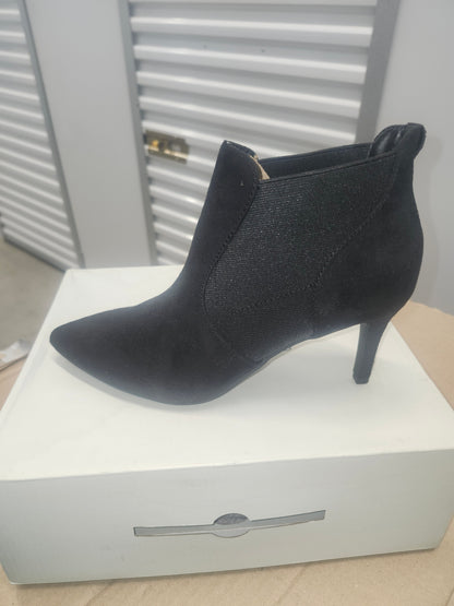 Bandolino Gallo Faux Suede Pointed Toe Booties for Women