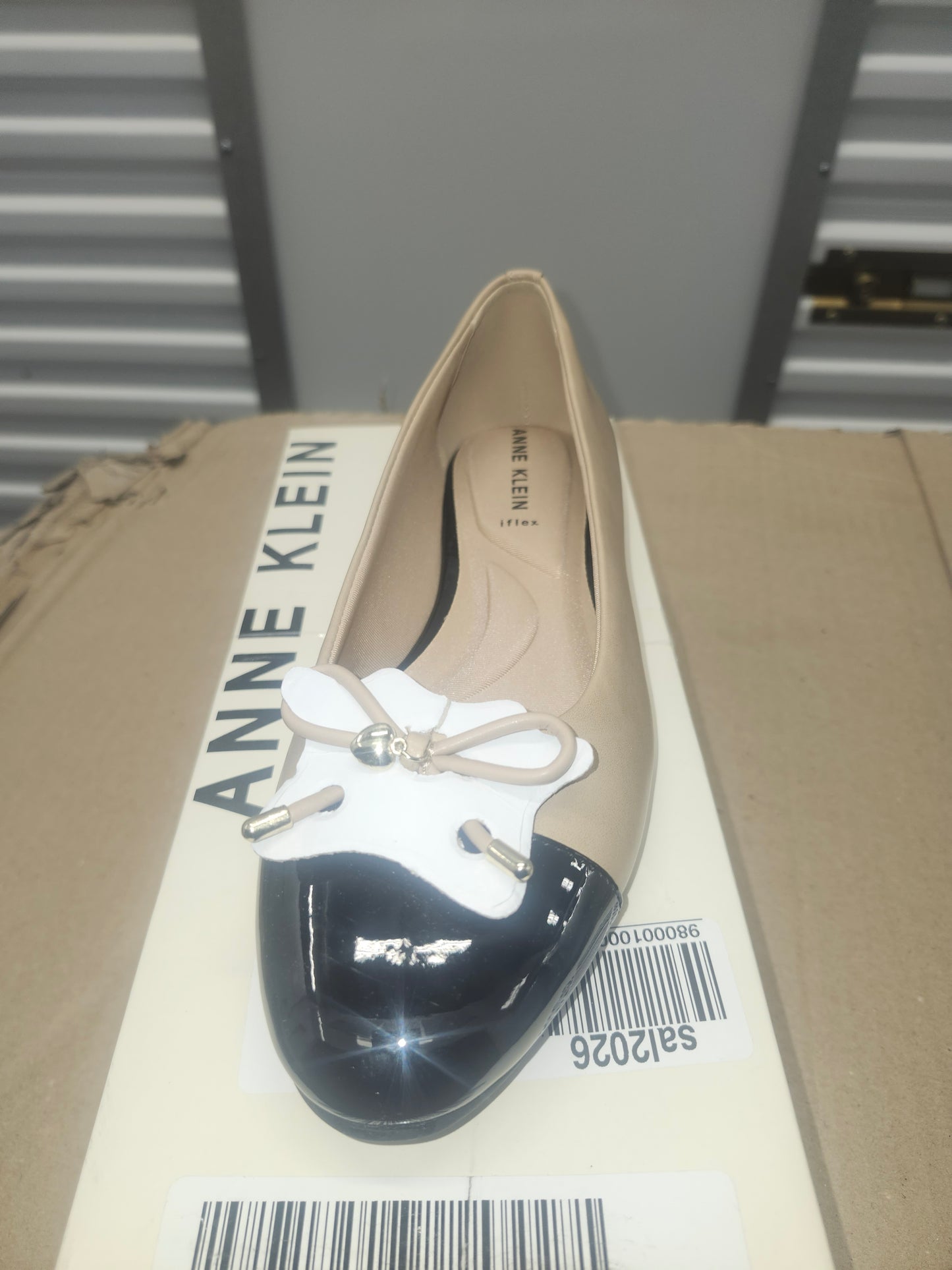 Anne Klein Luci Flat Shoes Nude Black Size 7.5 M