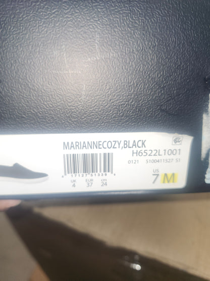 Naturalizer Mariannecozy Sneakers Black, Size 7 M