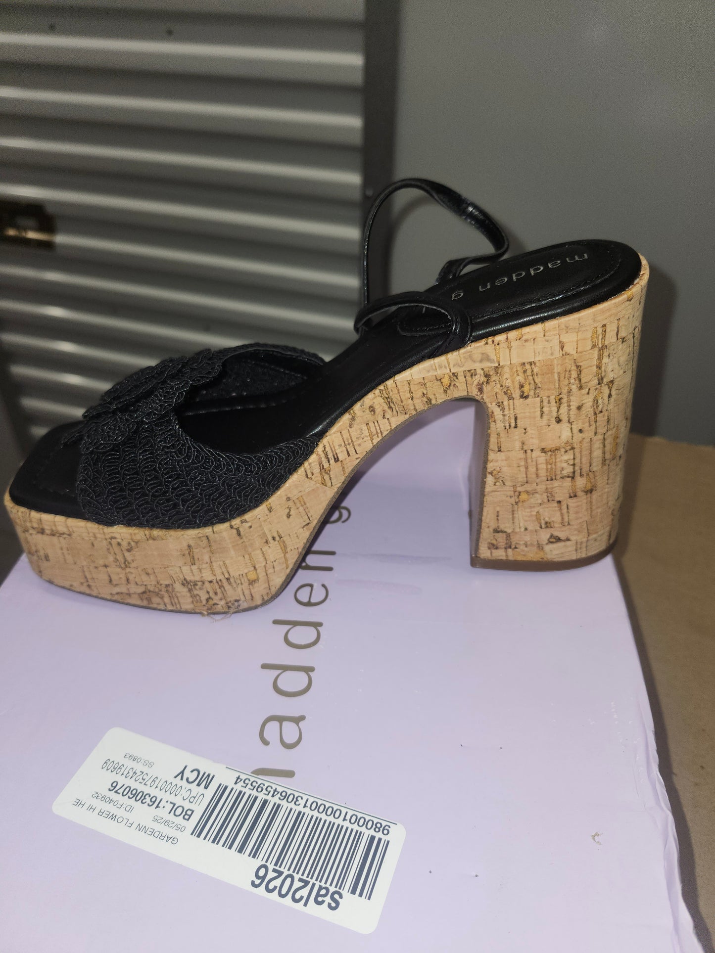 Madden Girl Black Flower Platform Dress Sandals, Size 7MUS