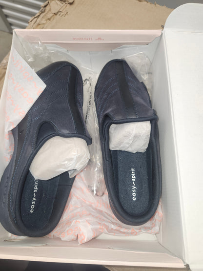 Easy Spirit Traveltime Casual Clogs Navy Leather Size 9