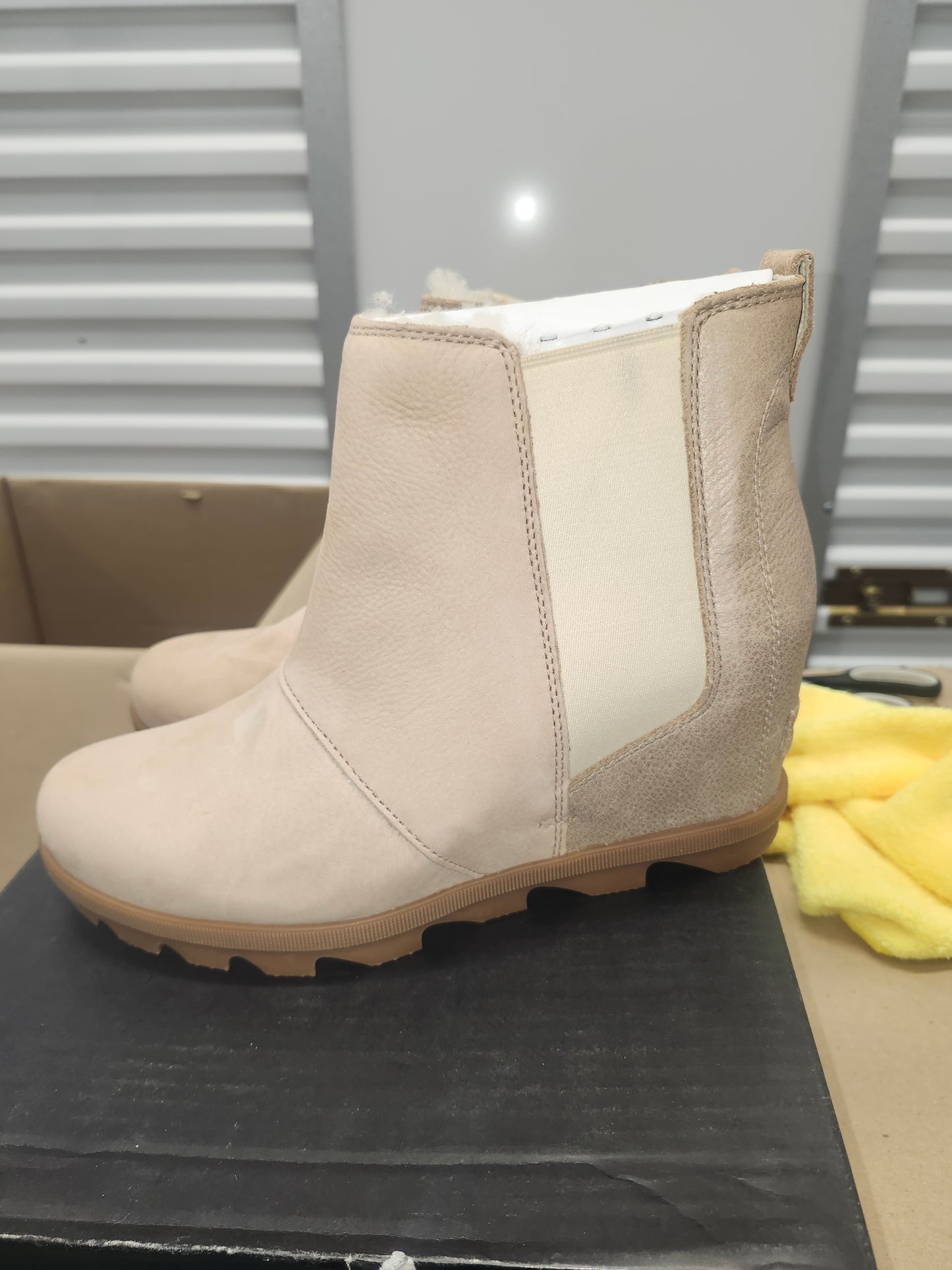 Sorel Joan of Arctic Chelsea Lux Natural Tan Size 11
