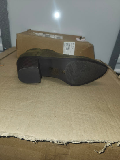 Journee Collection Tessa Bootie Women's Size 7.5