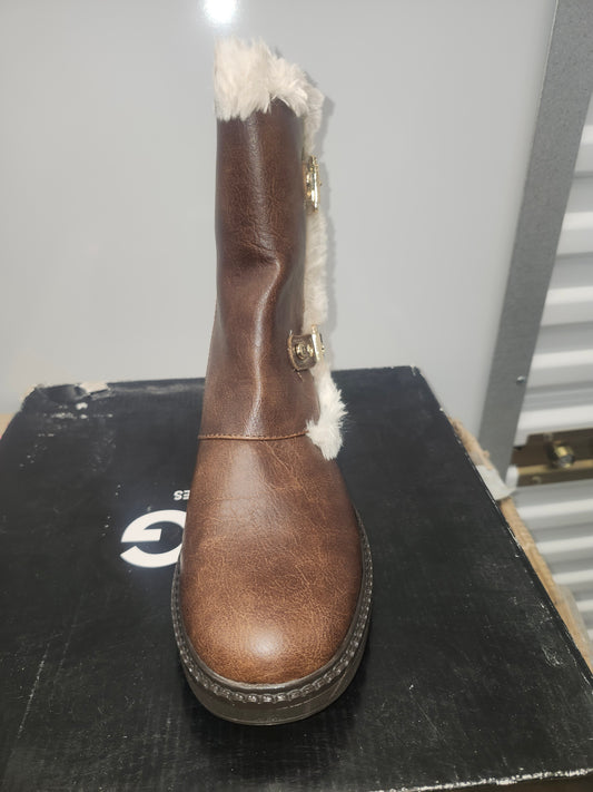 Gbg Los Angeles Garit Furry Booties Lug Sole Size 8M