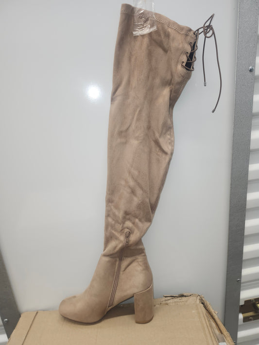 Chinese Laundry King Boots Taupe Size 8.5