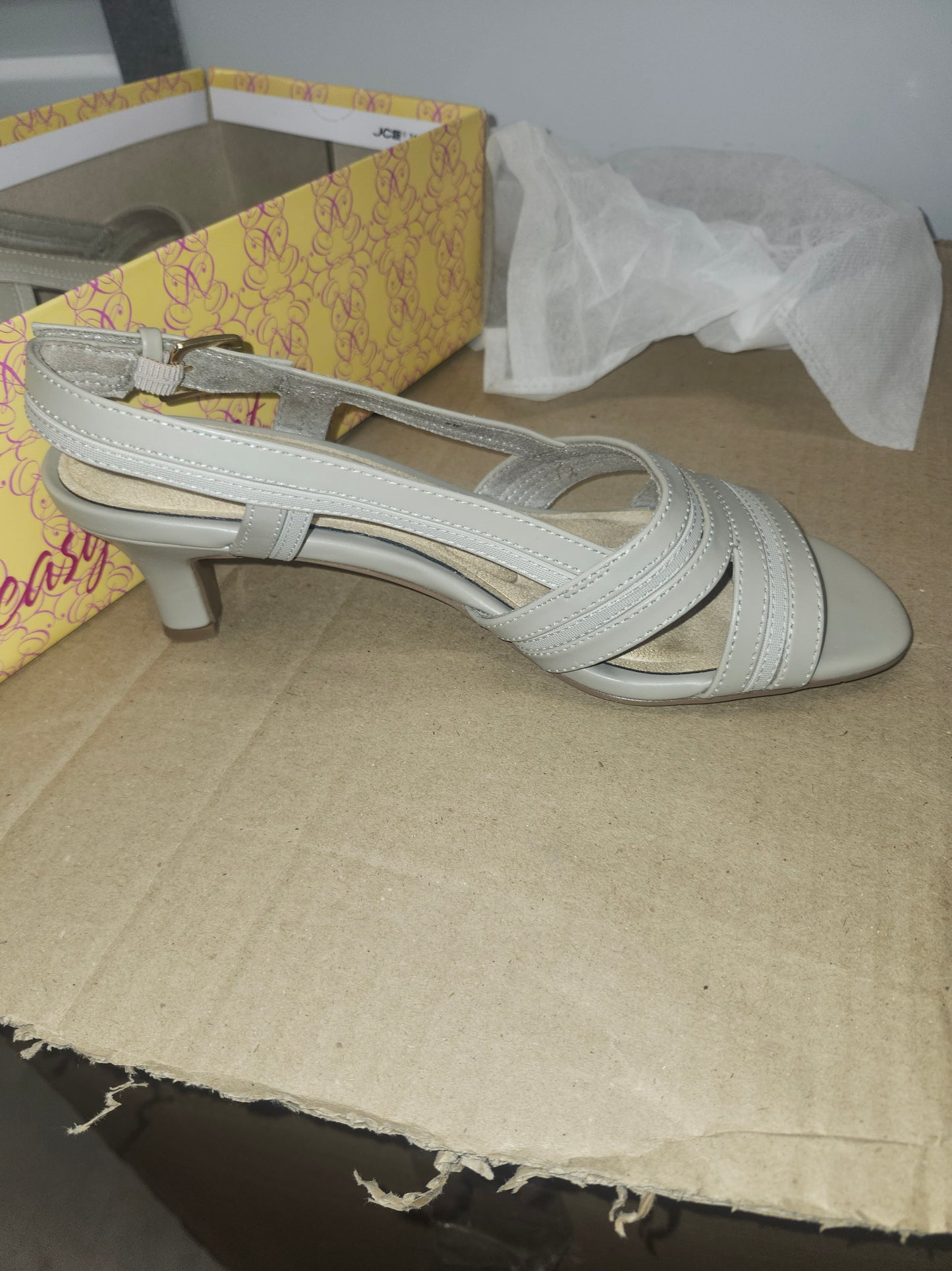 Easy Street Meghan Slingback Heeled Sandals, 8WUS - Mushroom Oatmeal Linen