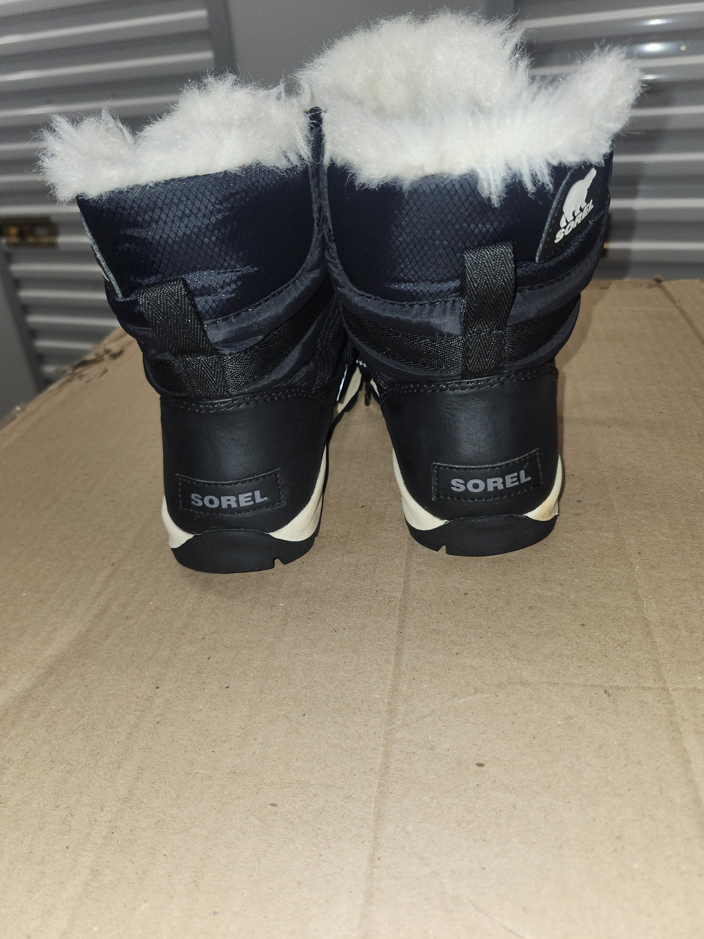 Sorel Whitney Short Lace Boots, Size 6.5