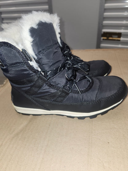 Sorel Whitney Short Lace Boots, Size 6.5