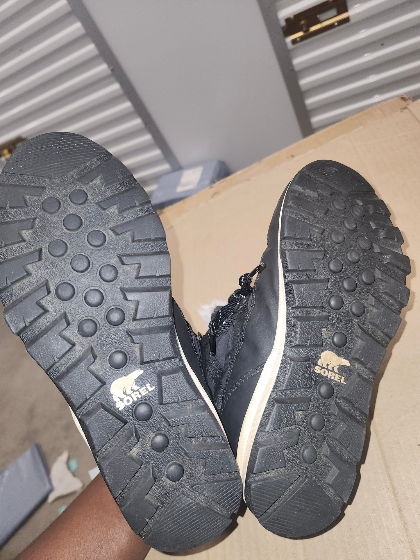 Sorel Whitney Short Lace Boots, Size 6.5