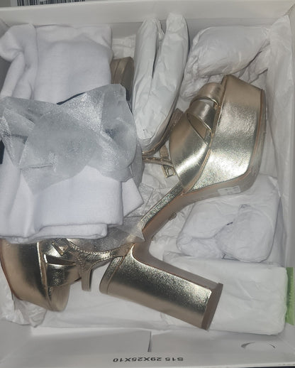 Schutz Keefa Platform Sandals Gold, Size 7.5US